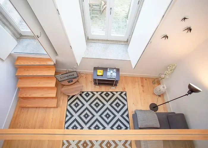 Liiiving In - Garden Light Mezzanine *