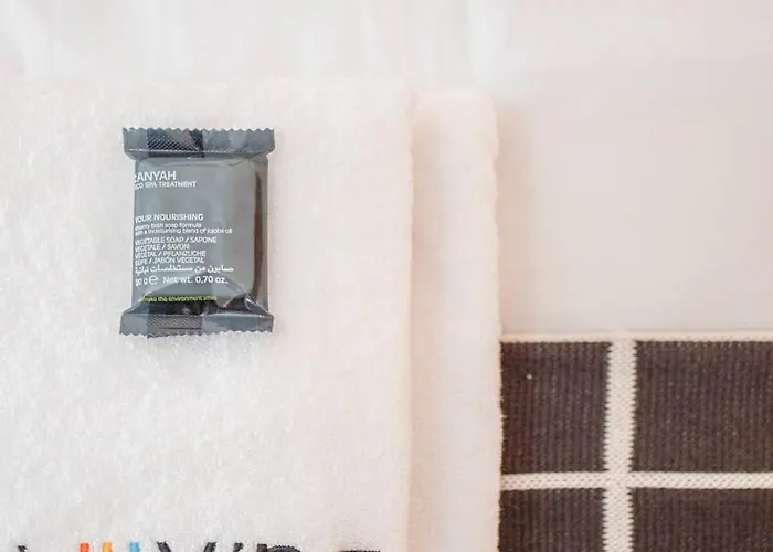 Liiiving In - Garden Light Mezzanine Apartman *