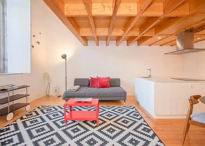 Liiiving In - Garden Light Mezzanine Porto