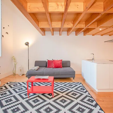 Liiiving In - Garden Light Mezzanine Appartement *