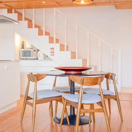 Liiiving In - Garden Light Mezzanine Appartement *