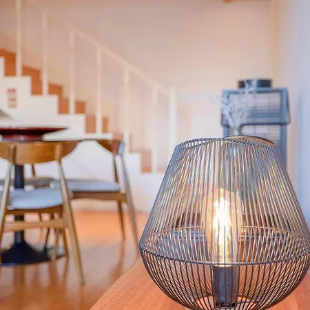 Liiiving In - Garden Light Mezzanine Appartement Oporto