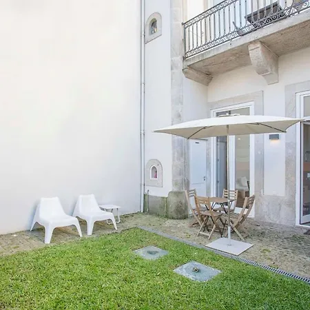 Liiiving In - Garden Light Mezzanine * Porto
