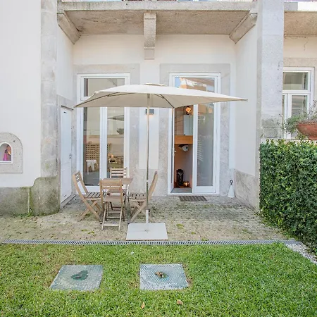 Liiiving In - Garden Light Mezzanine * Порту