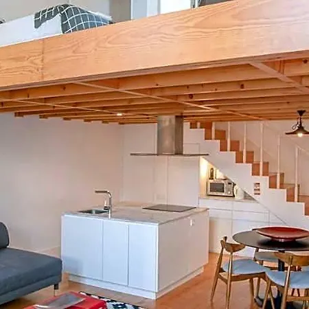 Liiiving In - Garden Light Mezzanine شقة