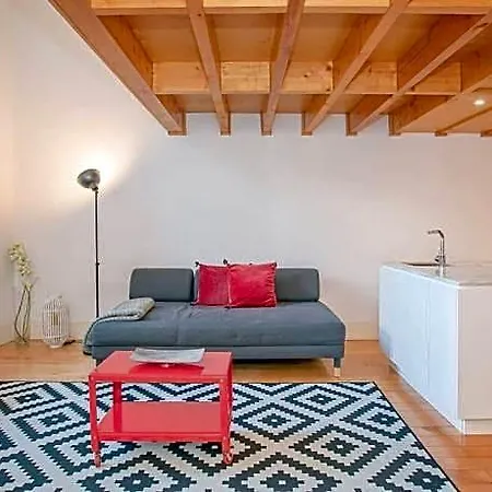 Liiiving In - Garden Light Mezzanine Διαμέρισμα