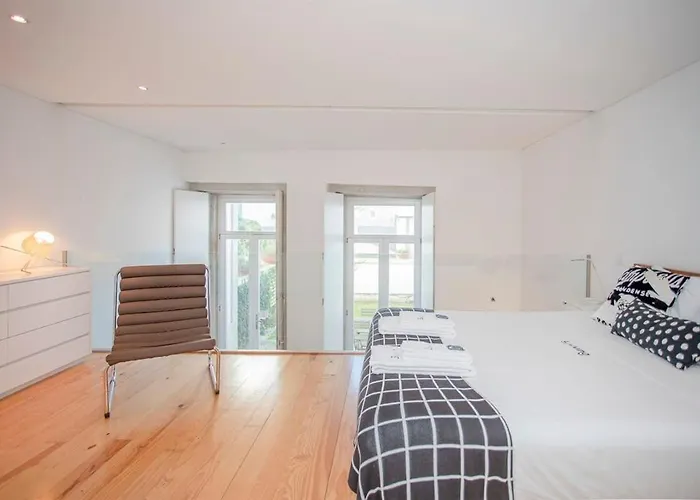 Apartment Liiiving In - Garden Light Mezzanine