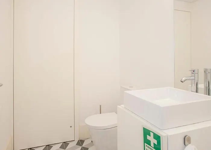 Liiiving In - Garden Light Mezzanine