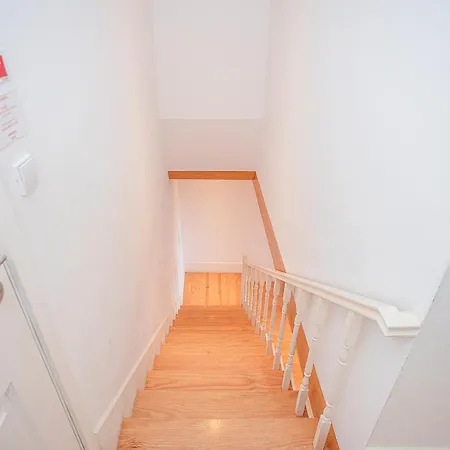 Liiiving In - Garden Light Mezzanine *