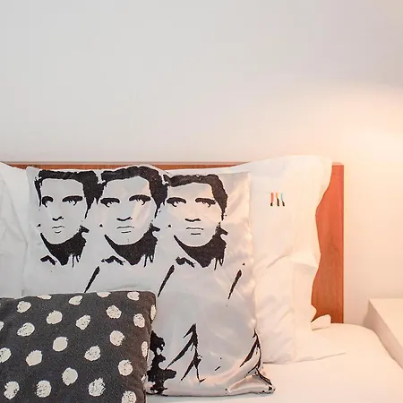 Liiiving In - Garden Light Mezzanine 公寓 *