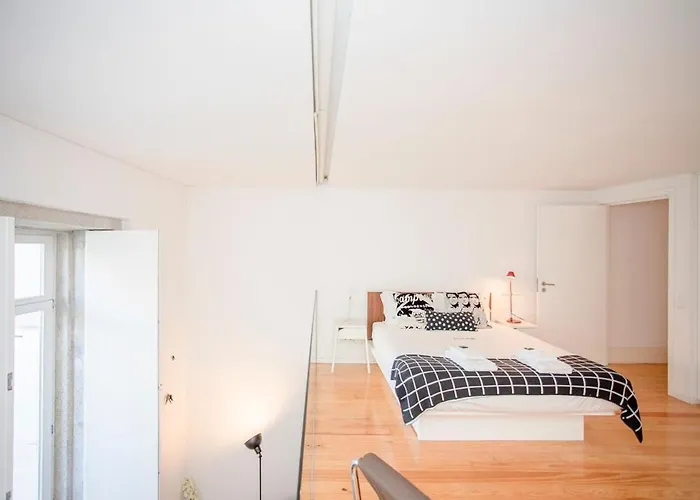 Liiiving In - Garden Light Mezzanine *