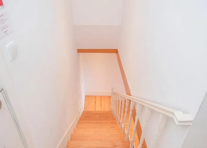 Liiiving In - Garden Light Mezzanine Πόρτο