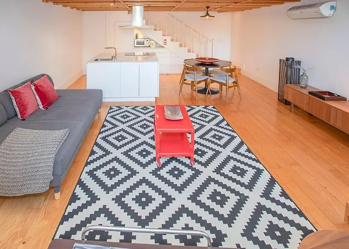 Liiiving In - Garden Light Mezzanine * Πόρτο