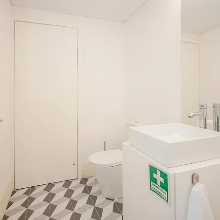 Apartment Liiiving In - Garden Light Mezzanine Porto